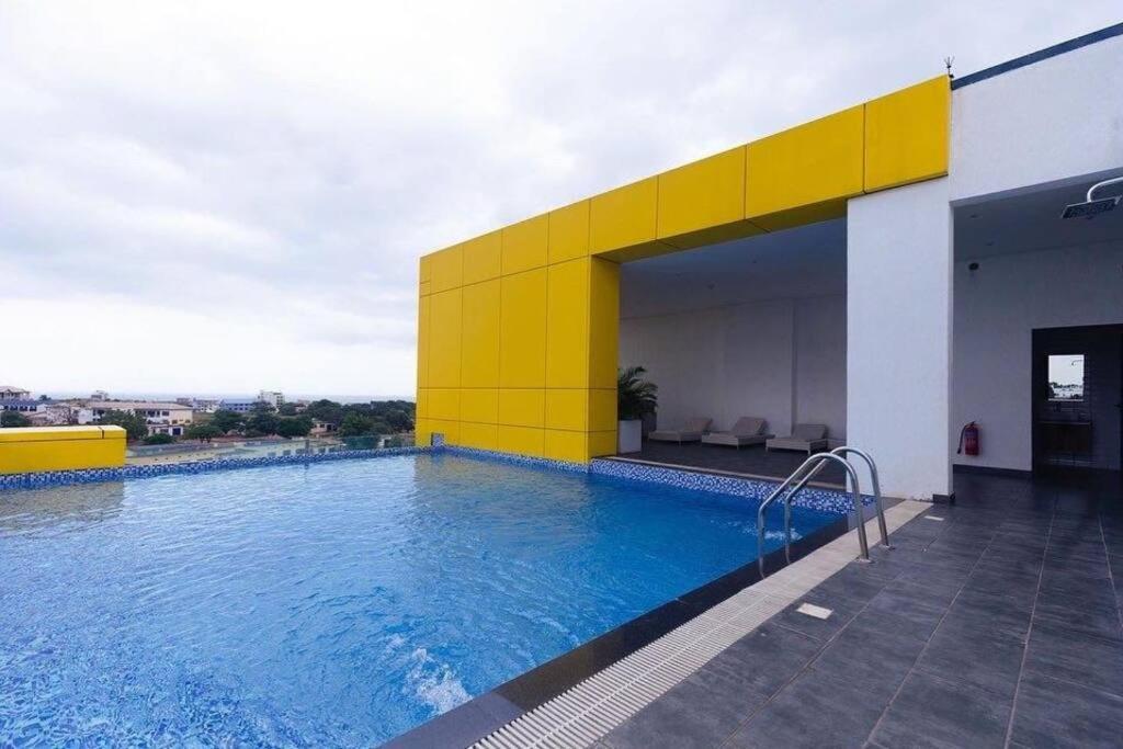 Luxury Labone Edge 2-Bedroom Apartment In Accra - Fivehills Homes Exterior photo